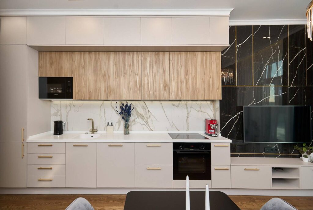 Фото 63 — Минимализм в оформлении кухни с открытой планировкой